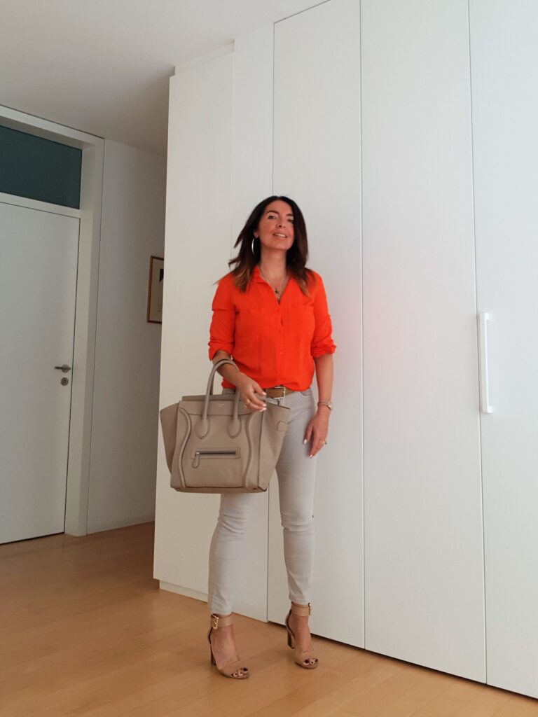 how to wear the color orange