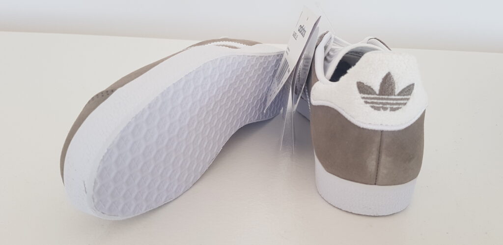 adidas gazelle sneakers grey